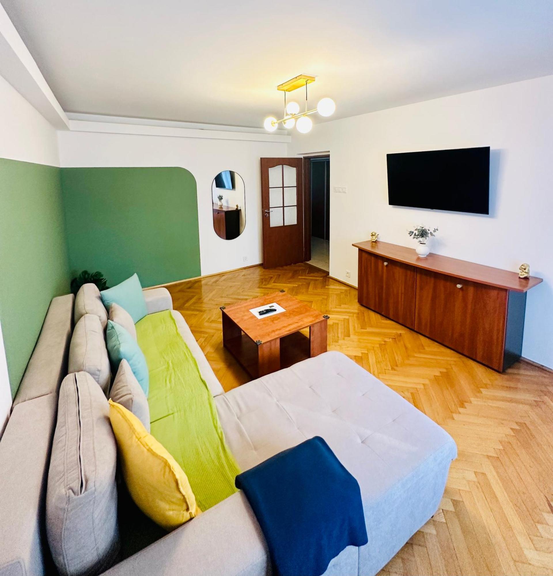 Tranquil Unirii Residence - Elegant & Spacious Living With Parking Steps From Parliament Bucureşti Ngoại thất bức ảnh