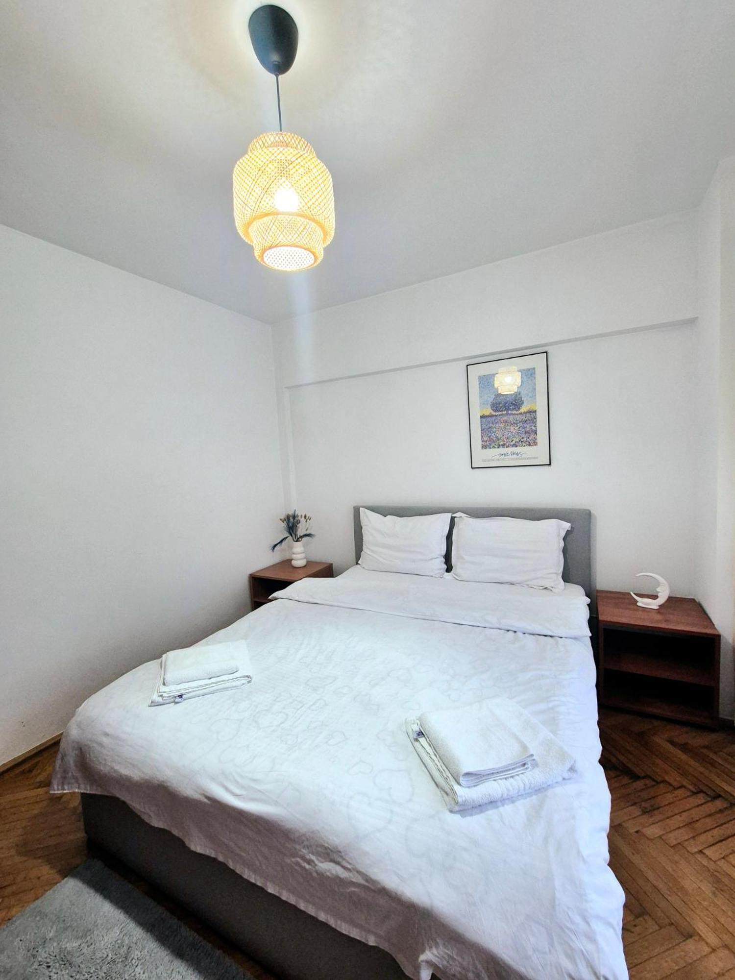 Tranquil Unirii Residence - Elegant & Spacious Living With Parking Steps From Parliament Bucureşti Ngoại thất bức ảnh